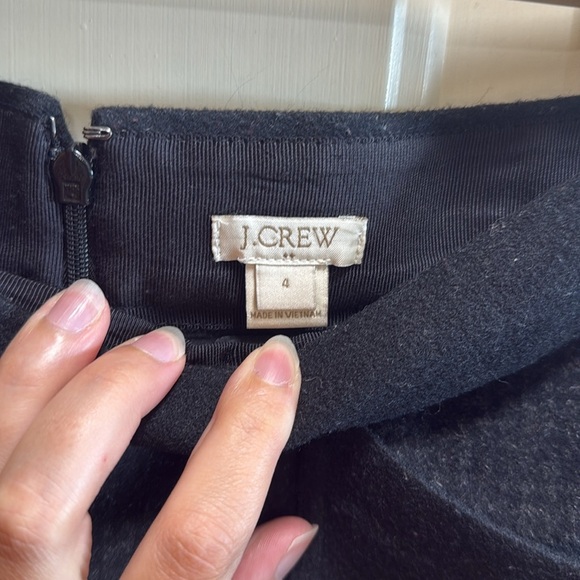 J. Crew Retro Wool Blend Classic Black Mini Skirt size 4 - Picture 5 of 8